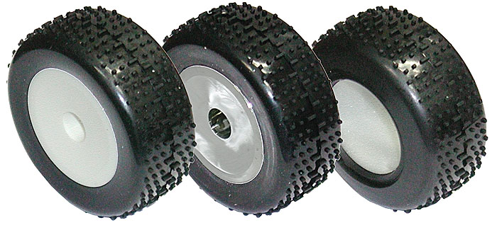 Associated RC18B Mounted Narrow Dish Wheel - Chrome