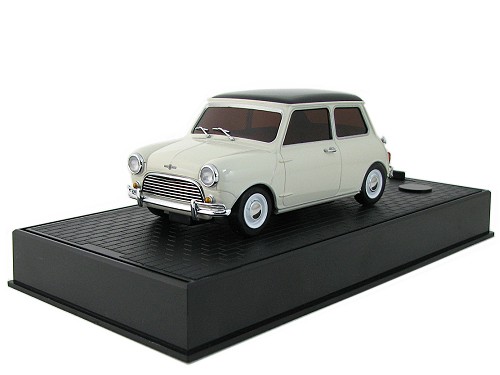 Kyosho Mini-Z LIT Morris Mini Cooper 1275S ML-010 GlossCoat AutoScale Body - White